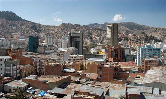 Dos muertos por un sismo en Bolivia