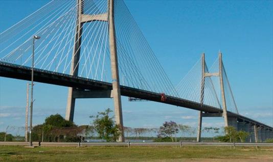 Accidente fatal en el puente Rosario-Victoria