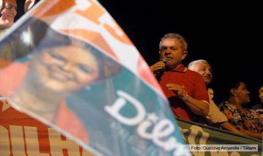 Con música, baile y expectativas, Lula fortalece la campaña del PT