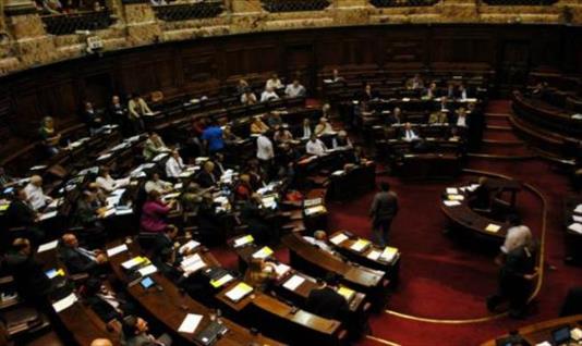 Uruguay aprobó la ley de Servicios de Comunicación Audiovisual