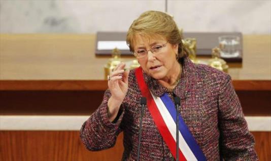 Bachelet anunció proyecto para despenalizar el aborto 