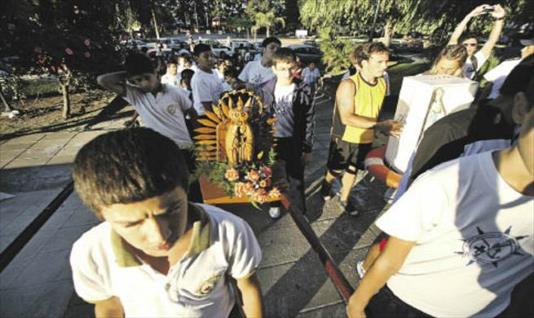 Polémica por la coincidencia de las PASO con la fiesta de Guadalupe