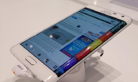 Galaxy S6 Edge, el smartphone con borde curvo de Samsung
