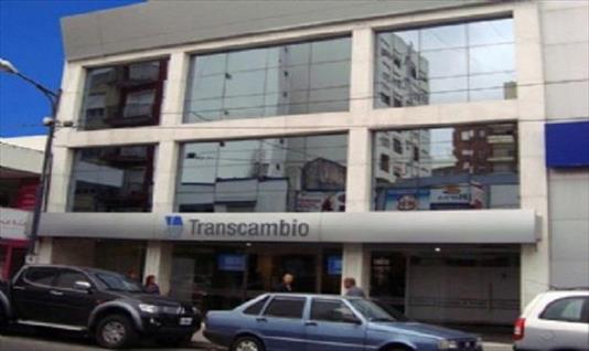 Embargan casa de cambio por $1.000 millones