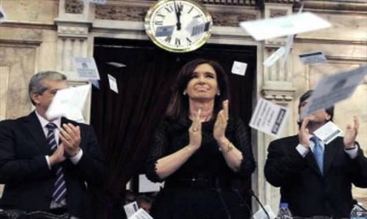 Cristina convocó a la apertura de sesiones ordinarias del Congreso
